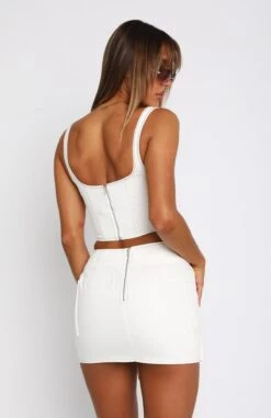 Powerful Woman Bustier White -Dresses Sales 05.04.2323826