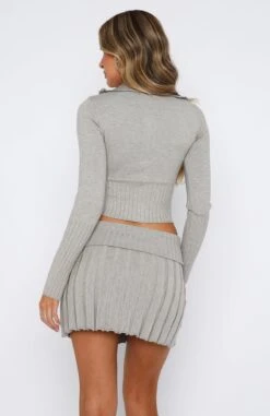 Later Than Before Long Sleeve Crop Grey 9 Later Than Before Long Sleeve Crop Grey -Dresses Sales 08.06.2331985