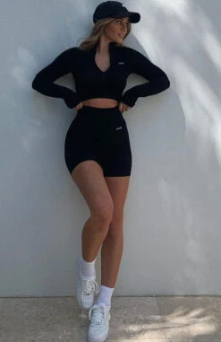 Seamless High Waisted Shorts Black -Dresses Sales 163607962 732463664099504 4588138351884720677 n 56d27dd6 d638 4339 b56b 5c9585259bcf