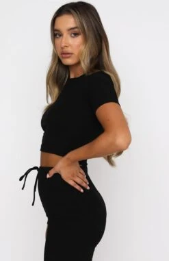 It's Meant To Be Crop Black -Dresses Sales 19.11.20 1240