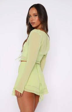 Tied To You Long Sleeve Crop Matcha -Dresses Sales 20.09.222794 140c98f4 58c9 4445 9cb8 3f9c2ea36b7e