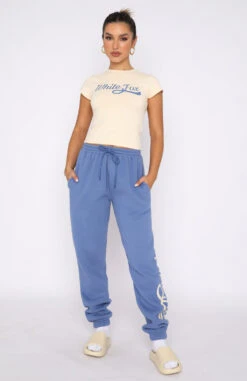 Moving Different Baby Tee Cream -Dresses Sales 26.05.22 1076 e1dfe544 fd51 46bf a6cd 6733ac1b2f9e