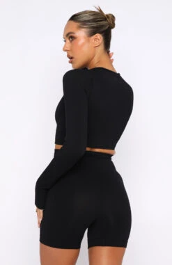 In Control Long Sleeve Seamless Crop Black 14 In Control Long Sleeve Seamless Crop Black -Dresses Sales 28.04.22 236