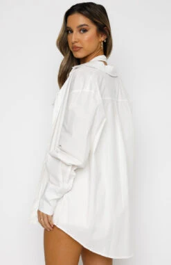 Behind The Look Shirt White -Dresses Sales 28.07.21 1776