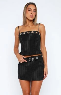 All My Links Crop Black Pinstripe 8 All My Links Crop Black Pinstripe -Dresses Sales 31.05.2322256