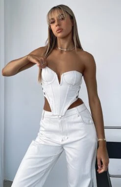Change My Mind Bustier Off White 14 Change My Mind Bustier Off White -Dresses Sales CHANGE MY MIND BUSTIER 12.07.22 06 e1fcc192 dc00 4873 a997 477d28dcd990