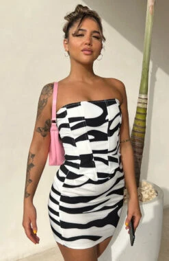 Count Me In Bustier Zebra Print -Dresses Sales Diana a88def95 7cd1 4d8f 8db2 c71232a9d2bd