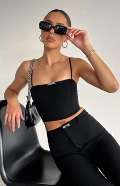 Make Me Wonder Crop Black -Dresses Sales IMG 9430 1160b887 d294 4286 b3ed e8a4d9c780c6