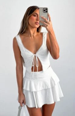Playing Me Top White -Dresses Sales PLAYING ME TOP TURN HEADS MINI SKIRT 05.07.23 08