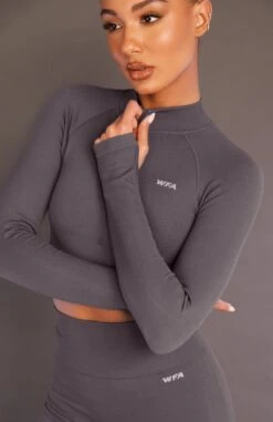 Seamless Long Sleeve Sports Crop Shadow