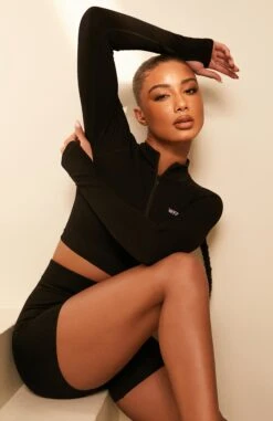 Seamless Long Sleeve Sports Crop Black